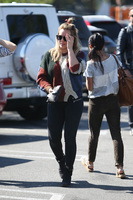 Hilary Duff Longsleeve T-shirt #2763507