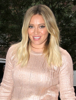 Hilary Duff Longsleeve T-shirt #2763562