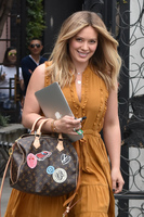 Hilary Duff mug #G1005712