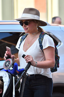 Hilary Duff Sweatshirt #2763681