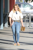 Hilary Duff Longsleeve T-shirt #2763713