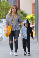 Hilary Duff Longsleeve T-shirt #2763723