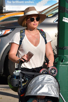 Hilary Duff Longsleeve T-shirt #2763785