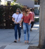 Hilary Duff Longsleeve T-shirt #2763876