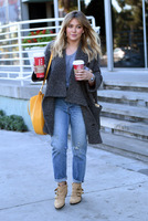 Hilary Duff Longsleeve T-shirt #2764102