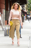 Hilary Duff Longsleeve T-shirt #2764172