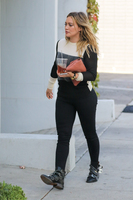 Hilary Duff Longsleeve T-shirt #2764316