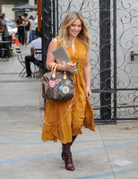 Hilary Duff Sweatshirt #2764403