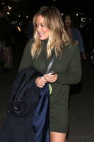 Hilary Duff Sweatshirt #2764487