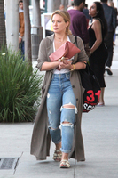 Hilary Duff Longsleeve T-shirt #2764569