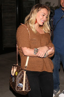 Hilary Duff Sweatshirt #2764687