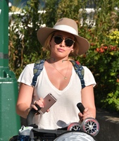 Hilary Duff mug #G1006789