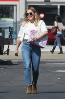Hilary Duff Longsleeve T-shirt #2764768
