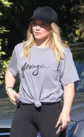 Hilary Duff Longsleeve T-shirt #2764865