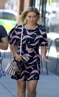 Hilary Duff Longsleeve T-shirt #2764967