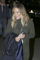 Hilary Duff Sweatshirt #2764993