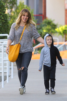 Hilary Duff Longsleeve T-shirt #2765209