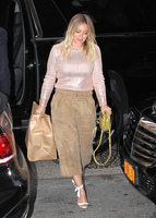 Hilary Duff Sweatshirt #2765221