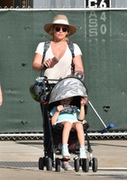Hilary Duff t-shirt #2765351