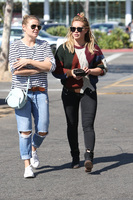 Hilary Duff Longsleeve T-shirt #2765473