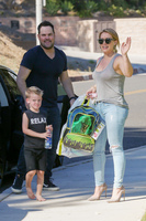 Hilary Duff Longsleeve T-shirt #2765592