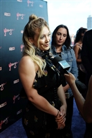 Hilary Duff Longsleeve T-shirt #3021087