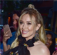 Hilary Duff Longsleeve T-shirt #3021152