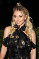 Hilary Duff Longsleeve T-shirt #3021284