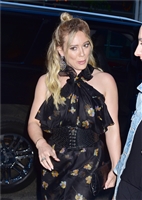 Hilary Duff Longsleeve T-shirt #3021289