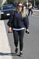 Hilary Duff Longsleeve T-shirt #3075094