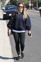 Hilary Duff Longsleeve T-shirt #3075099