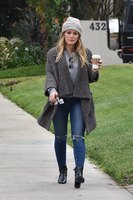 Hilary Duff Sweatshirt #3075101
