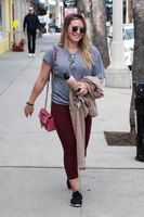 Hilary Duff Sweatshirt #3242187