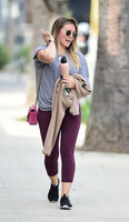 Hilary Duff Longsleeve T-shirt #3242213