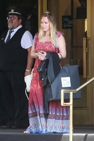 Hilary Duff Longsleeve T-shirt #3303912