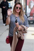 Hilary Duff Sweatshirt #3303929