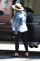 Hilary Duff Sweatshirt #3311631