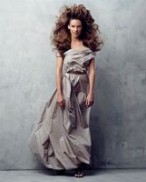 Hilary Swank Longsleeve T-shirt #2053475