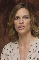 Hilary Swank Longsleeve T-shirt #2265147