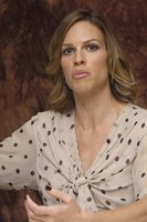 Hilary Swank Longsleeve T-shirt #2268096