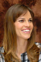 Hilary Swank Longsleeve T-shirt #2271471