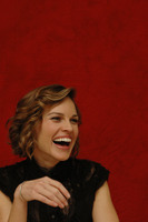 Hilary Swank Longsleeve T-shirt #2280699