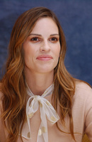 Hilary Swank Longsleeve T-shirt #2398028