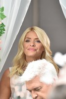 Holly Willoughby longsleeve t-shirt #2822544