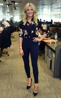 Holly Willoughby magic mug #G1064813