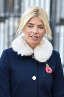 Holly Willoughby Longsleeve T-shirt #2822743