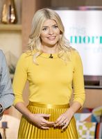 Holly Willoughby Longsleeve T-shirt #2822779