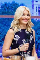 Holly Willoughby Longsleeve T-shirt #2823031