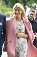 Holly Willoughby mug #G1065440