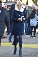 Holly Willoughby Longsleeve T-shirt #2823389